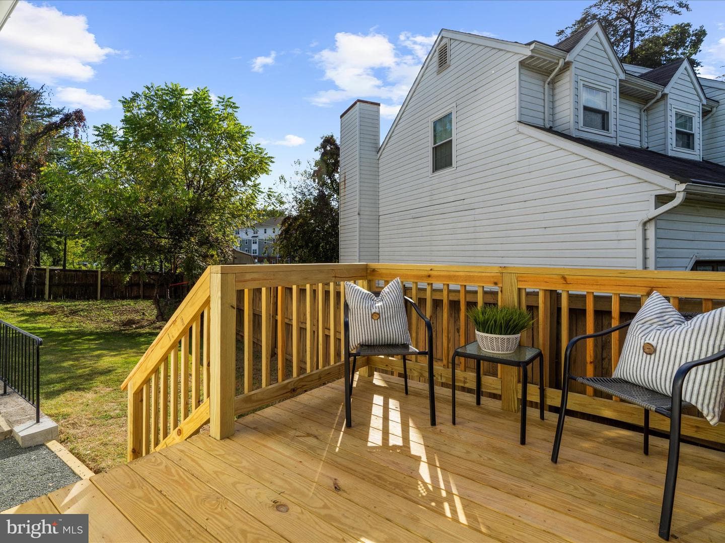 701 Kenora Court photo 32