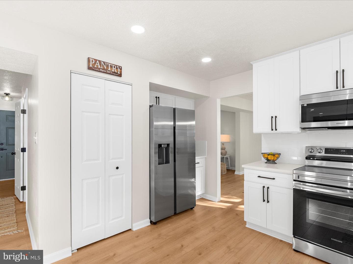 701 Kenora Court photo 8