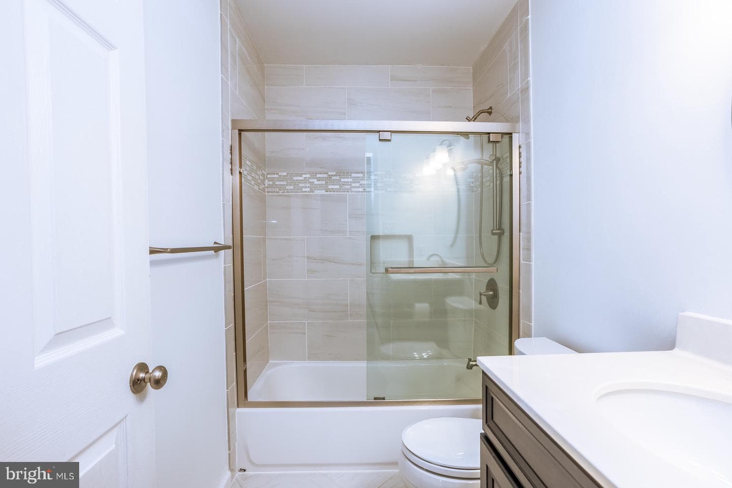 143 Midland Road photo 15