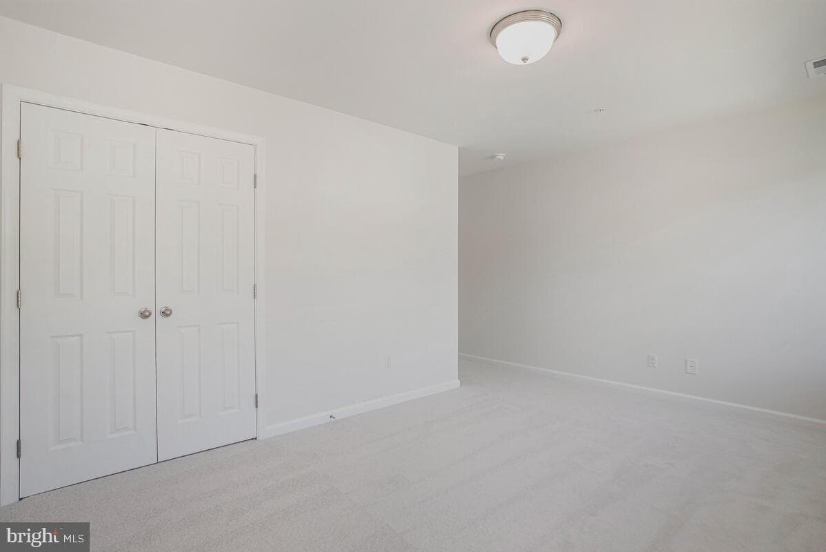 404 Warwick photo 24