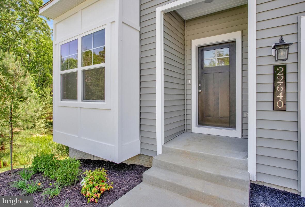 404 Warwick photo 4