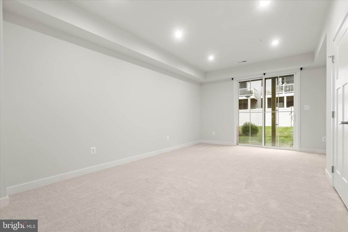 538 Levanna Lane photo 29