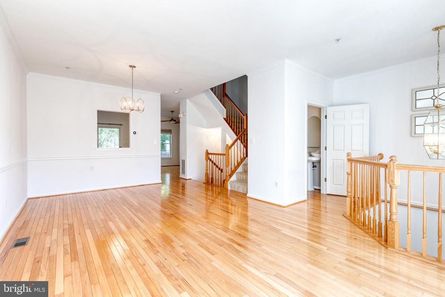 1217 Birchleaf Court photo 8