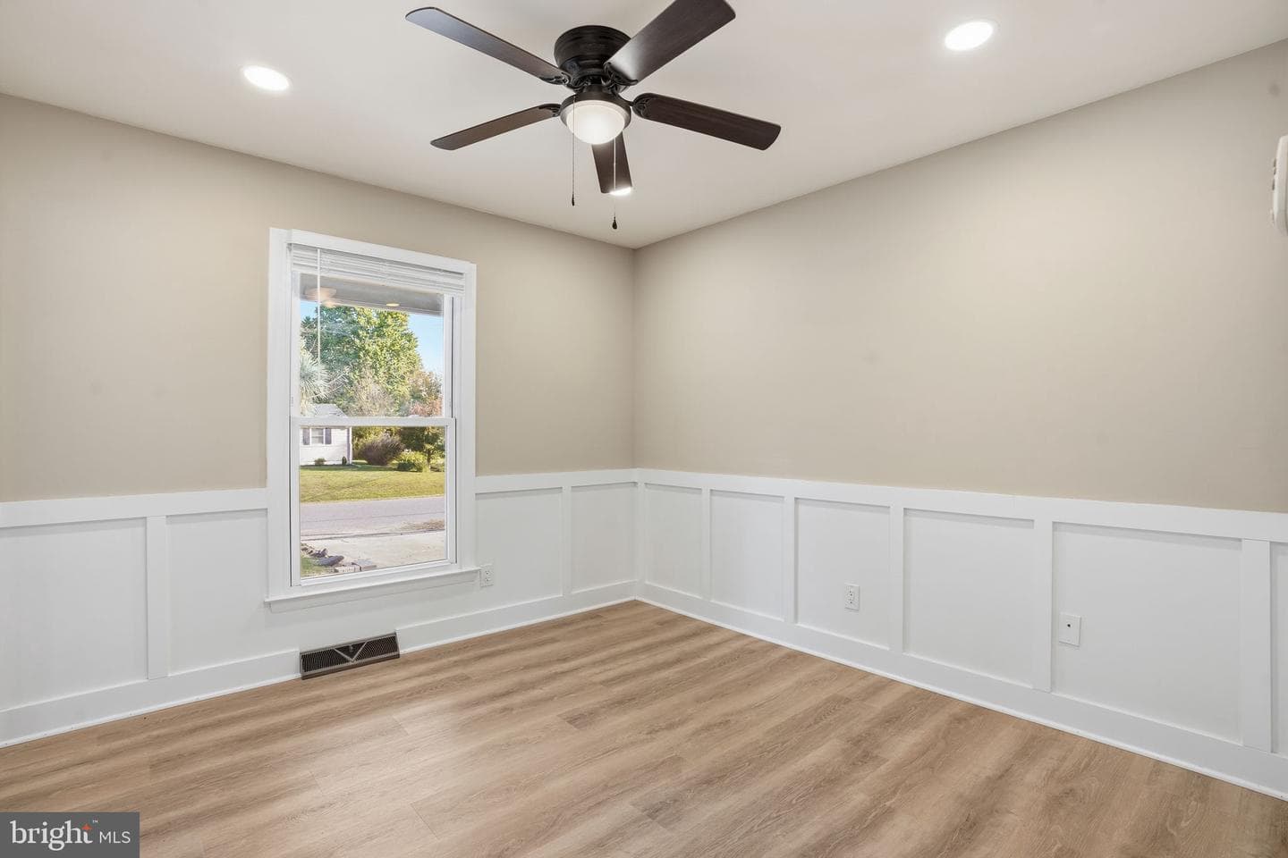 508 Harbor Drive photo 10