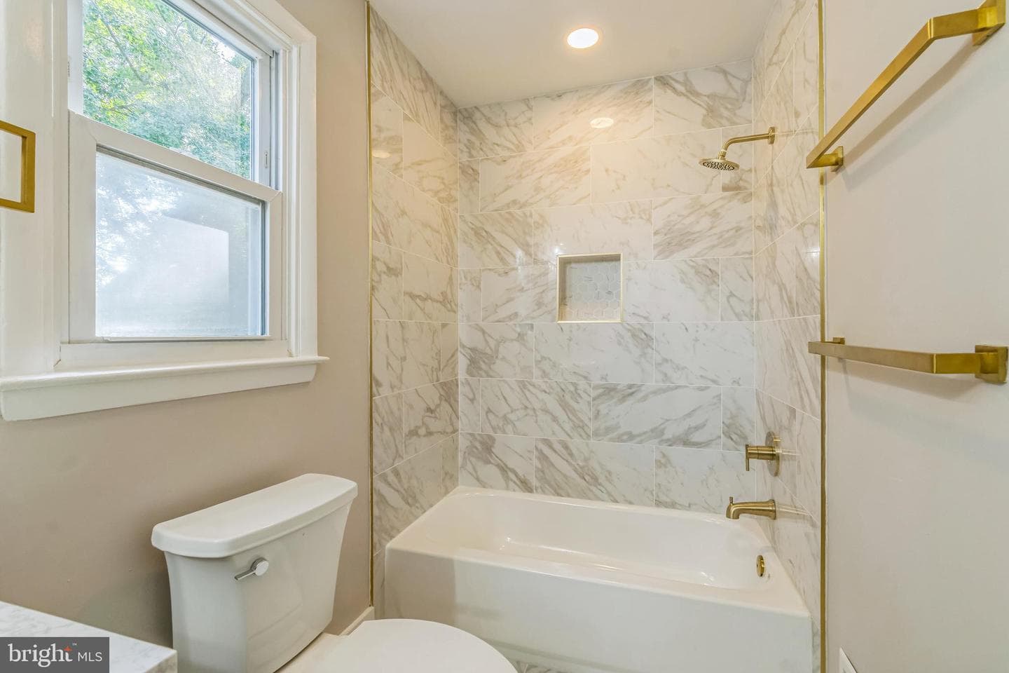 508 Harbor Drive photo 16