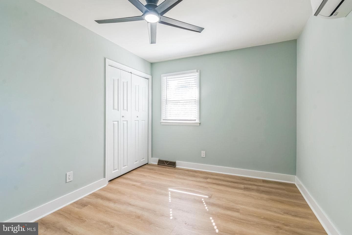 508 Harbor Drive photo 19