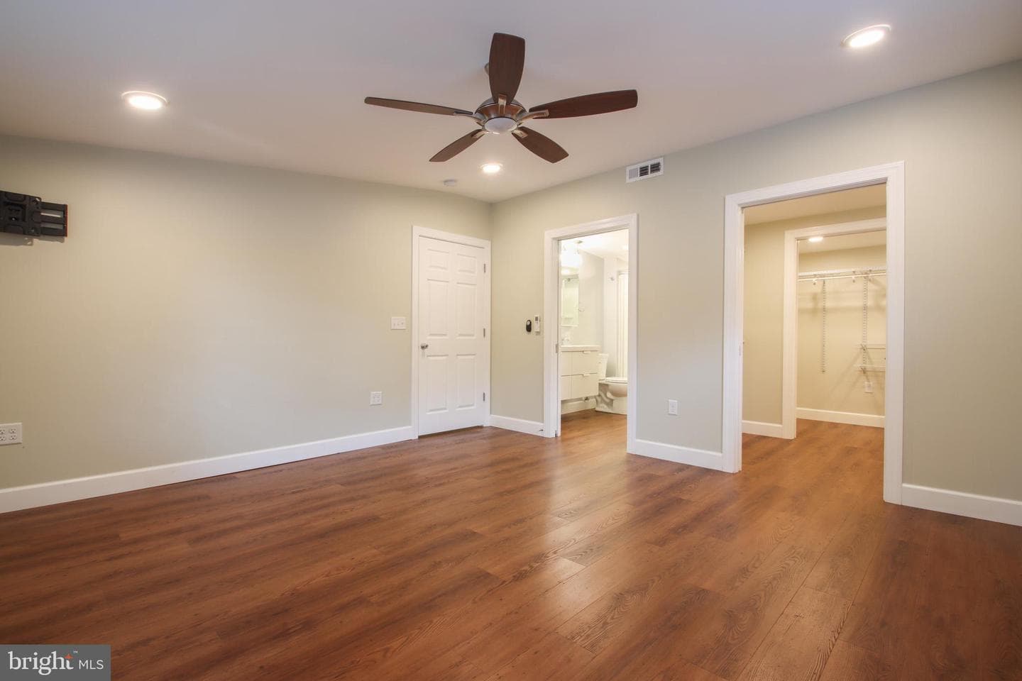 311 Sharon Drive photo 18