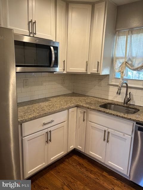765 Whitneys Landing Drive photo 5