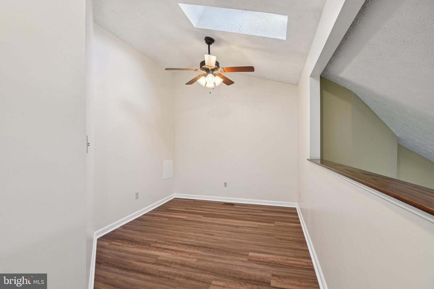 9 Lennon Court photo 29