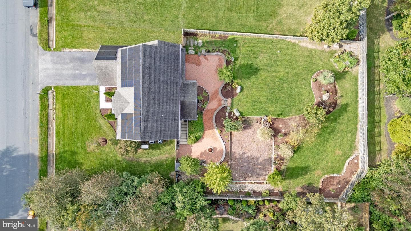 326 Carlyn Drive photo 66