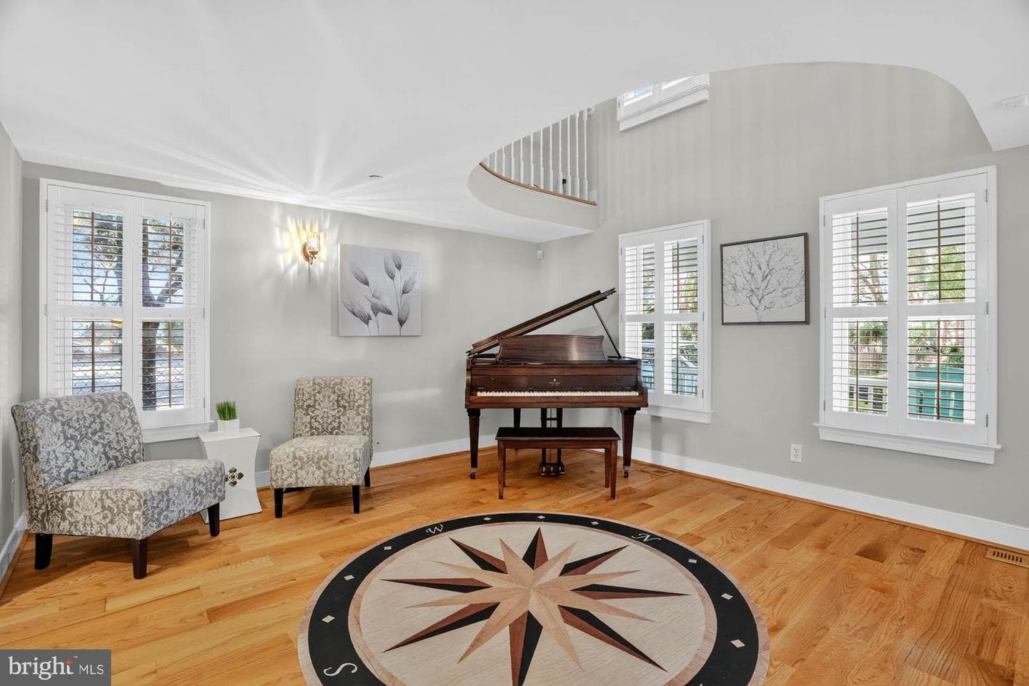215 Chester Avenue photo 10