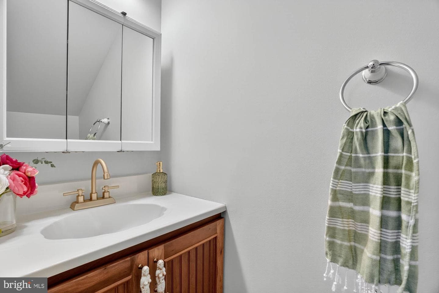 215 Chester Avenue photo 41