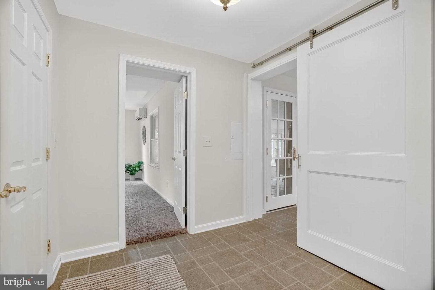 105 Giddings Avenue photo 29
