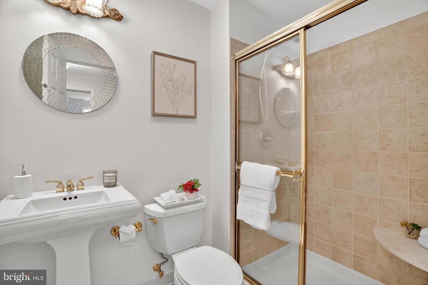 105 Giddings Avenue photo 31