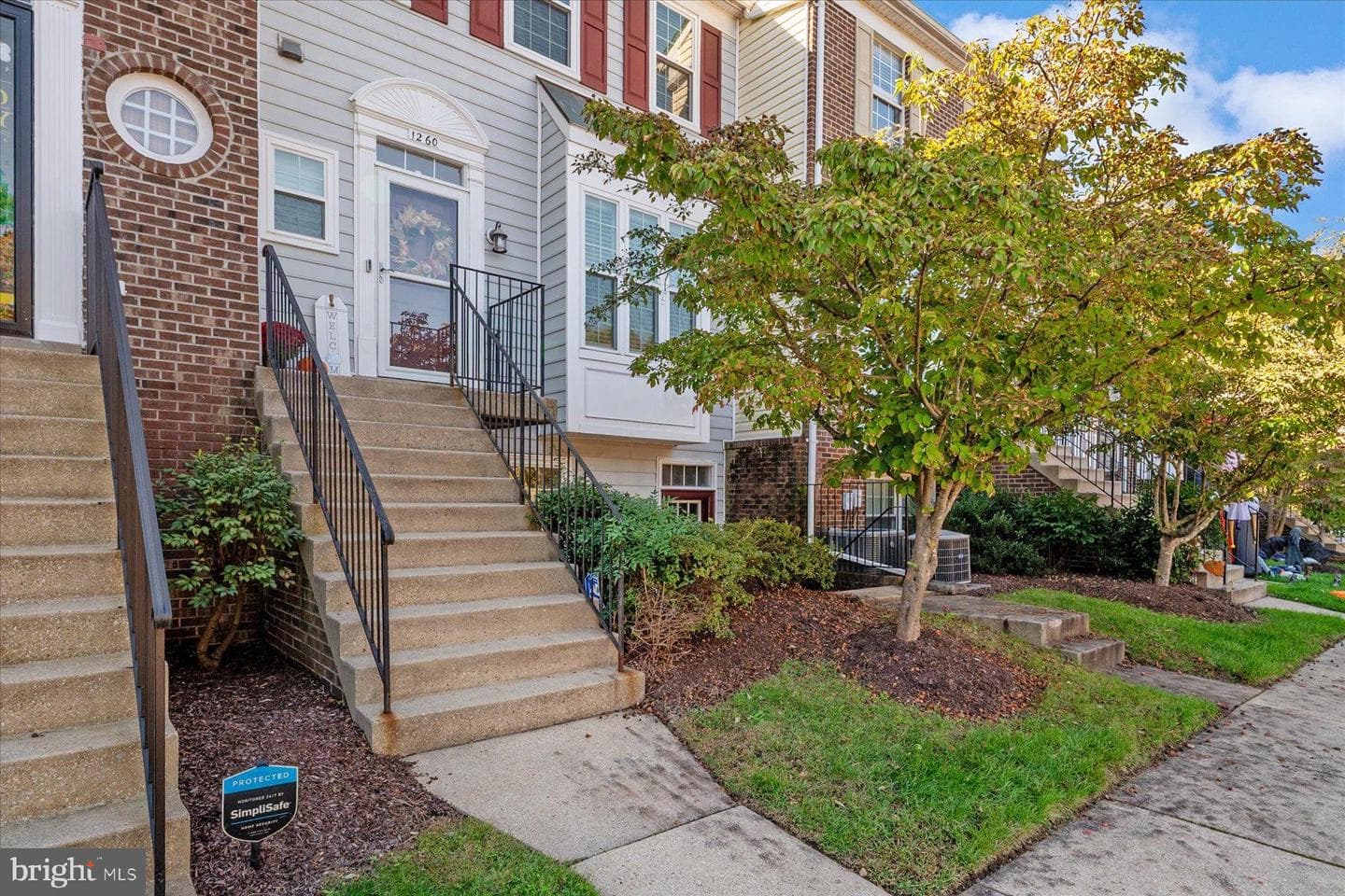 1260 Needham Court photo 3