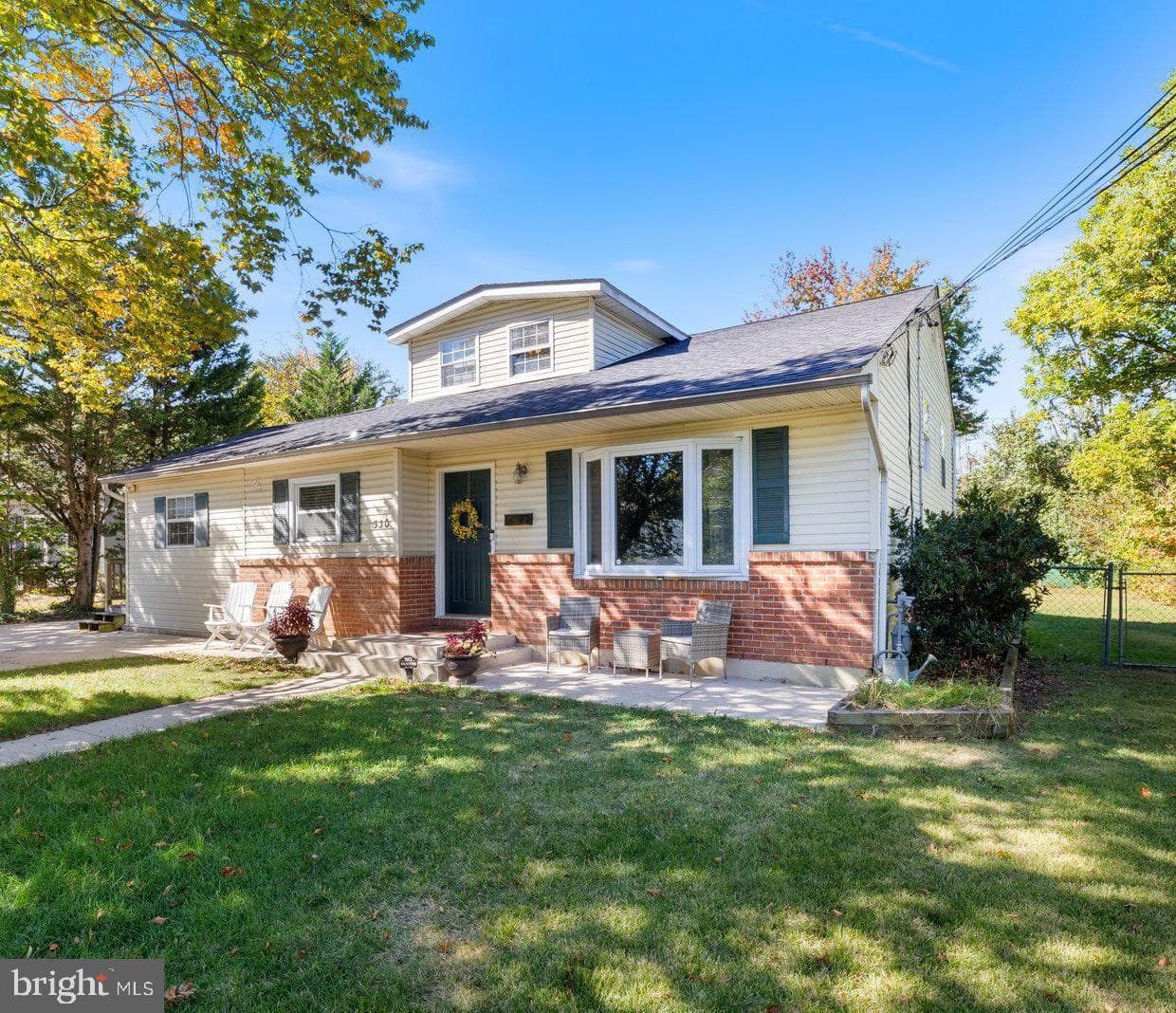 530 Rita Drive photo 1