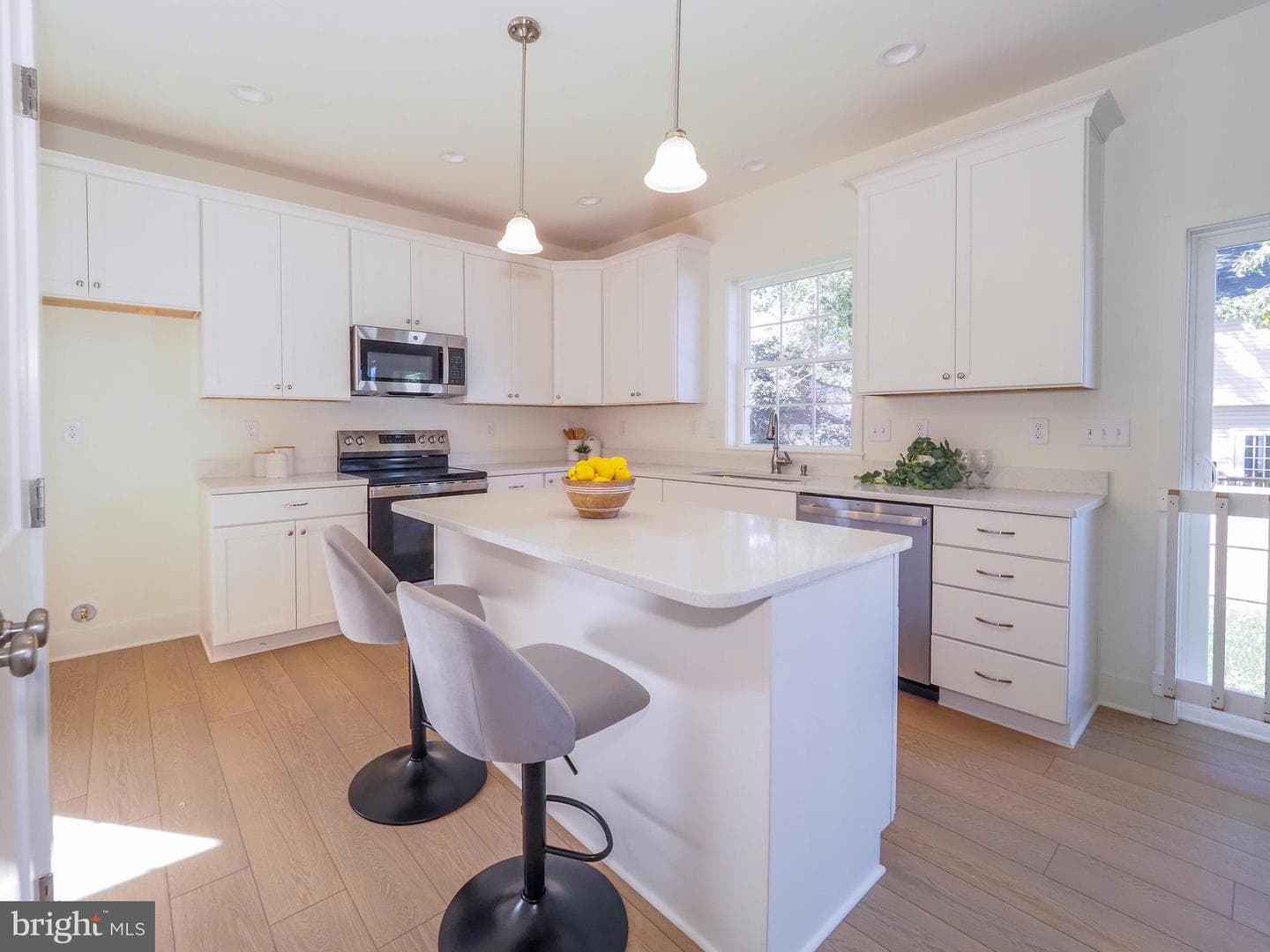 772 209th Street photo 4
