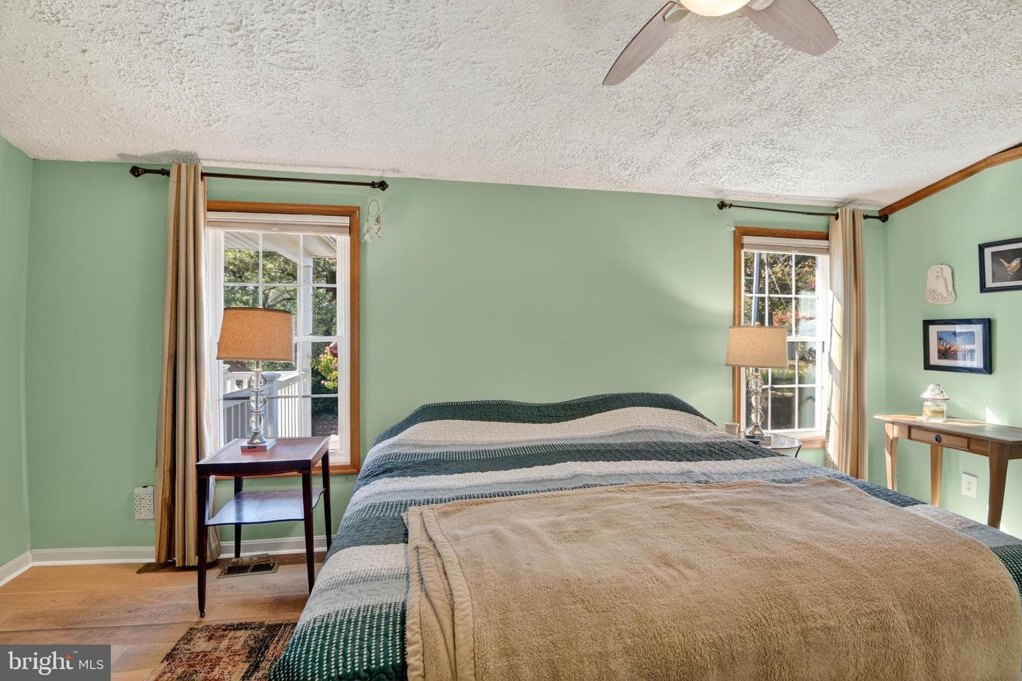 2044 Orchard Avenue photo 15