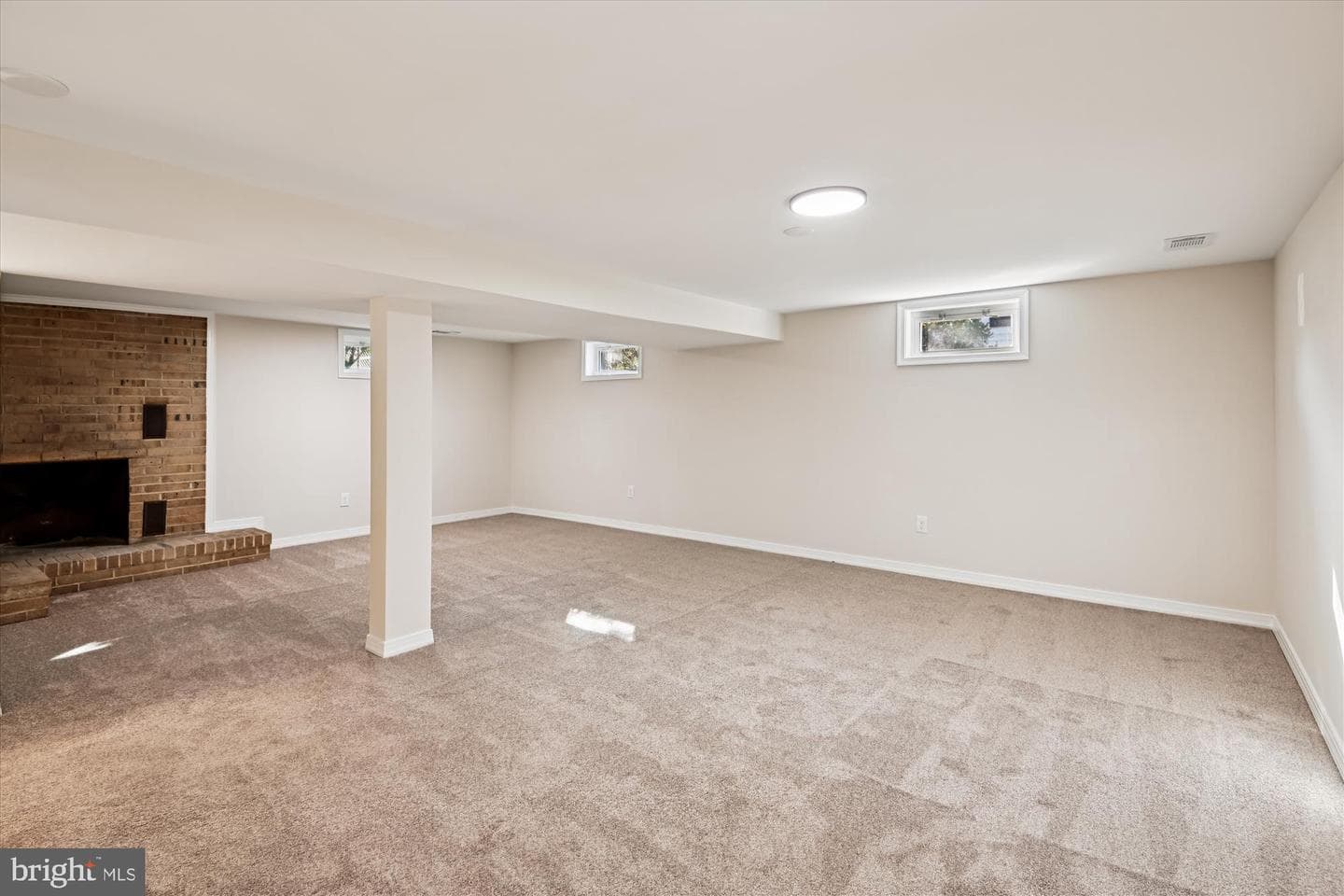 8259 Spring Knoll Drive photo 27