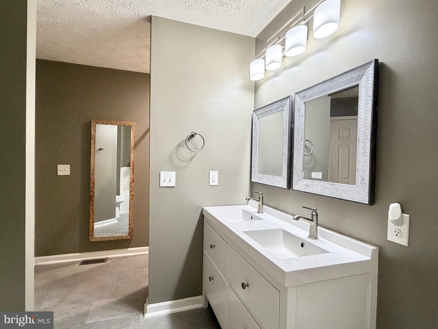 30 Ironstone Court photo 25