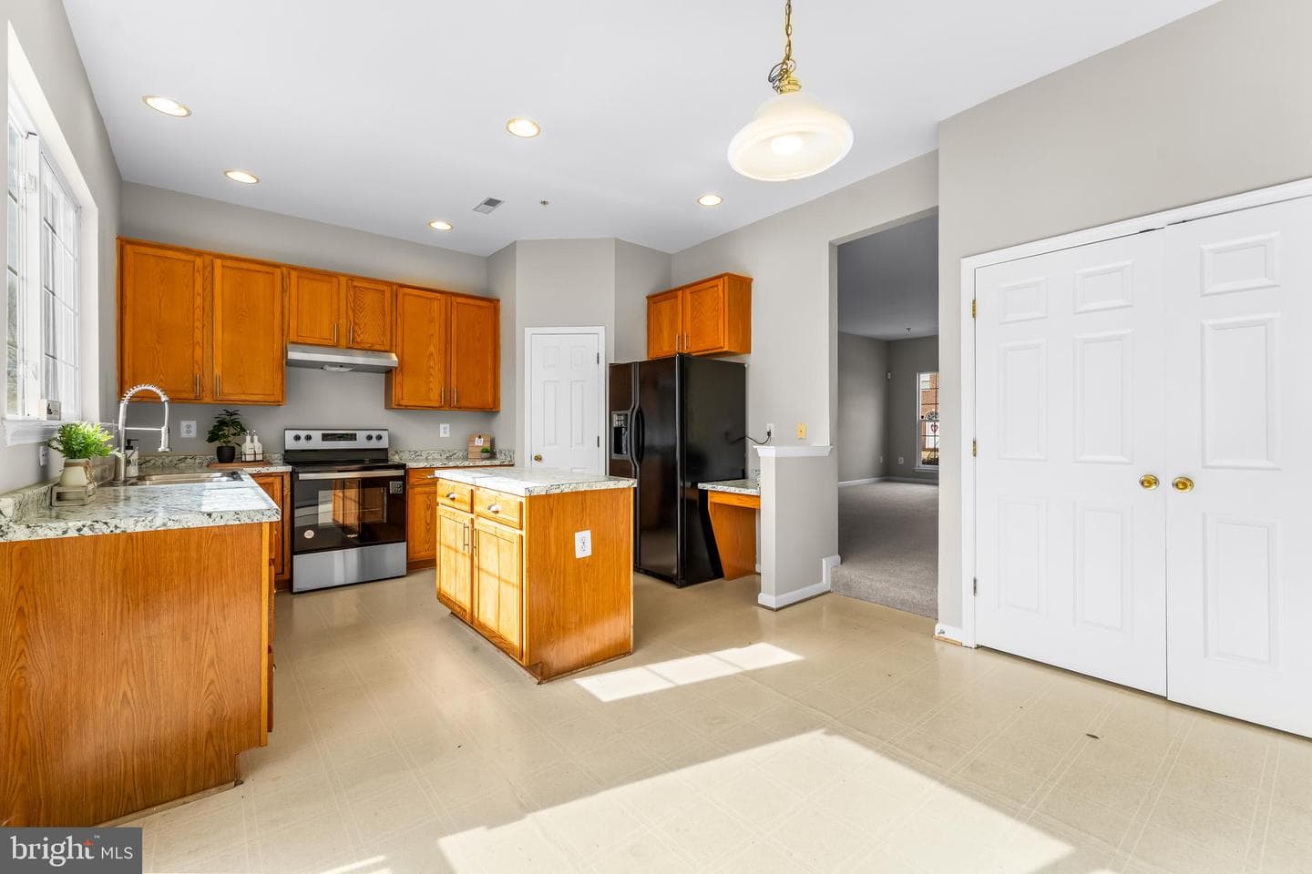 3321 Yellow Flower Road photo 11