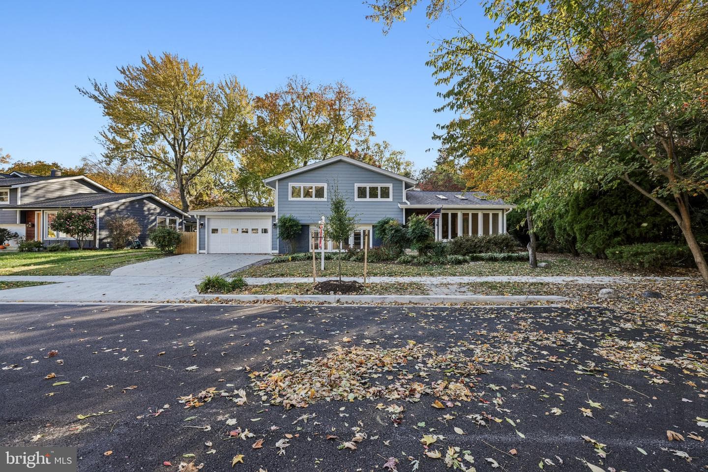 809 Pin Oak Road photo 3
