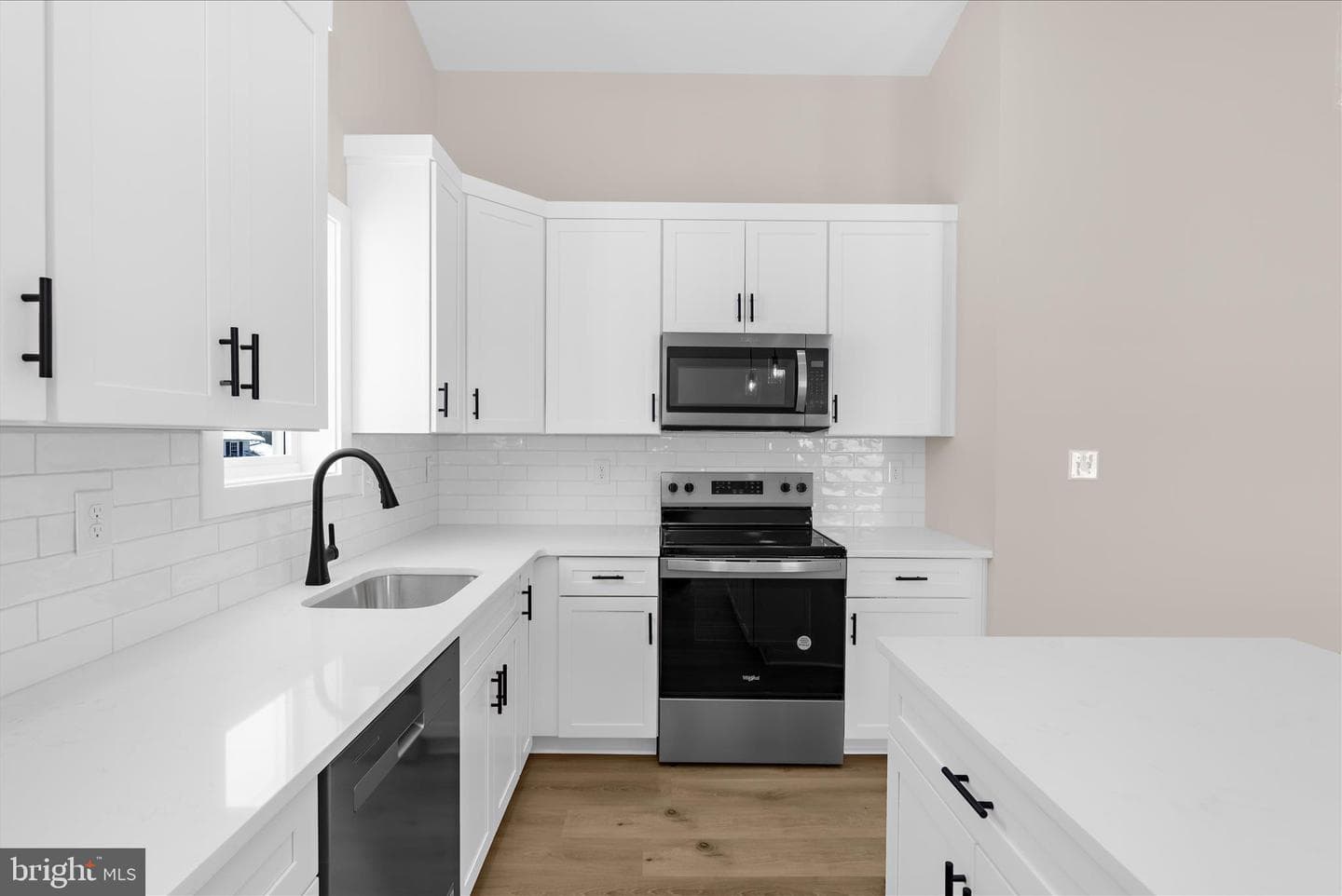 93 Edelton Avenue photo 14