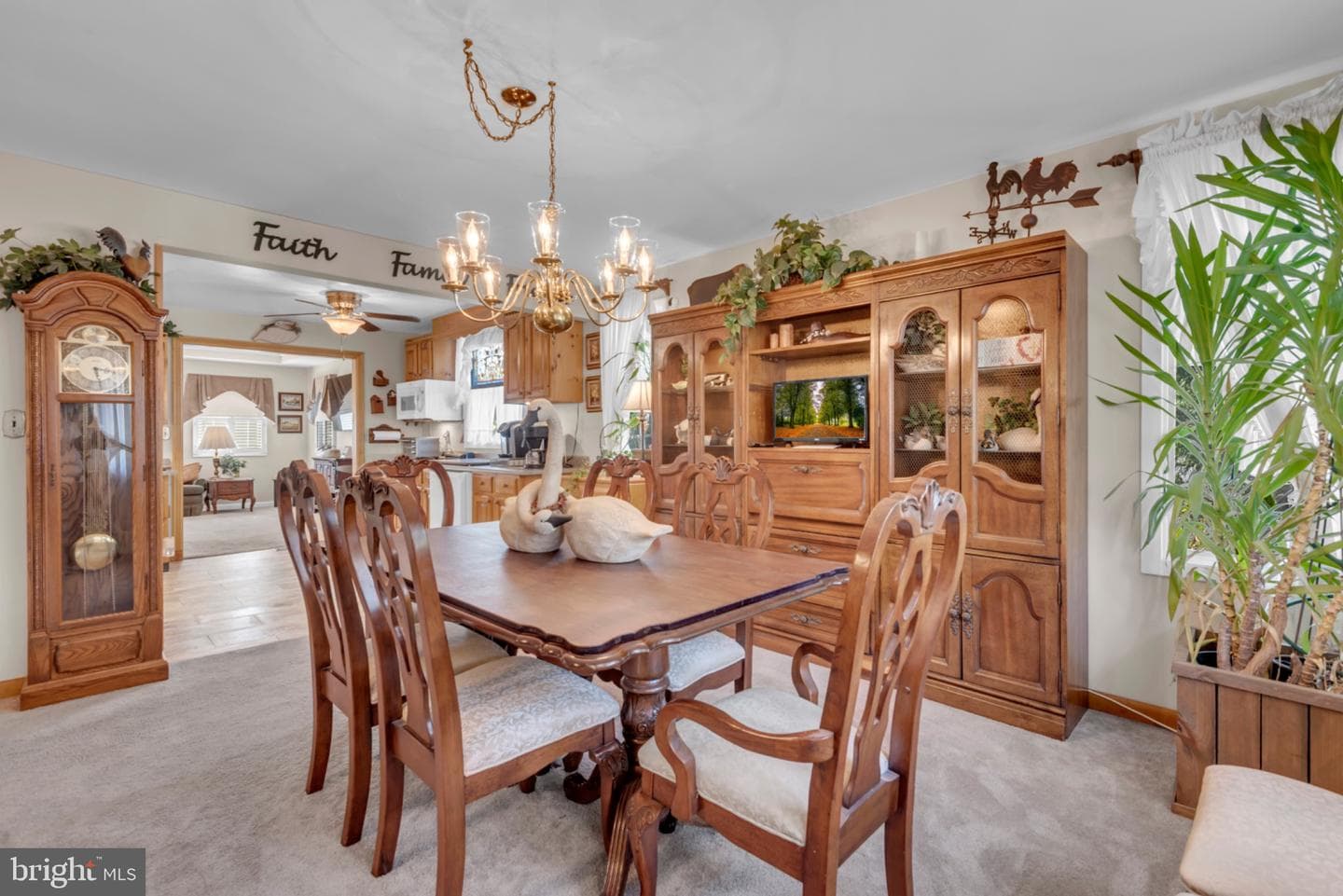 103 Janelin Drive photo 9