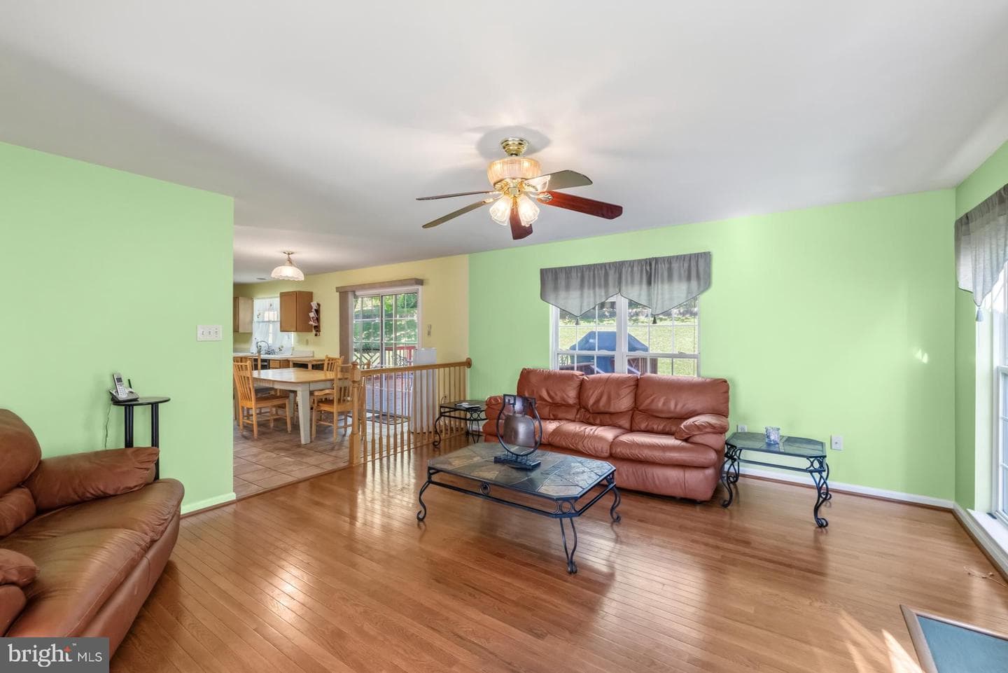 112 Farmbrook Lane photo 10