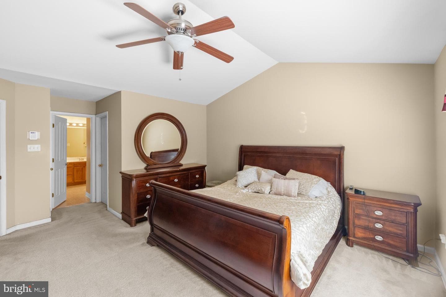 112 Farmbrook Lane photo 22