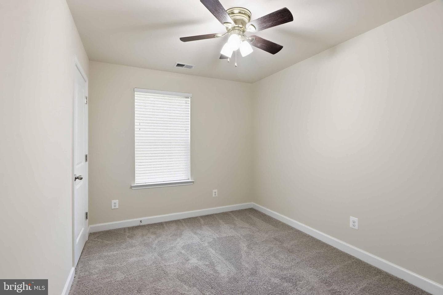 410 Thelma Road photo 27