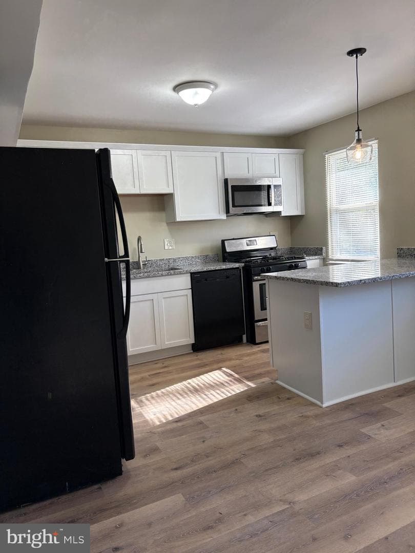 8209 Coatsbridge Court photo 8
