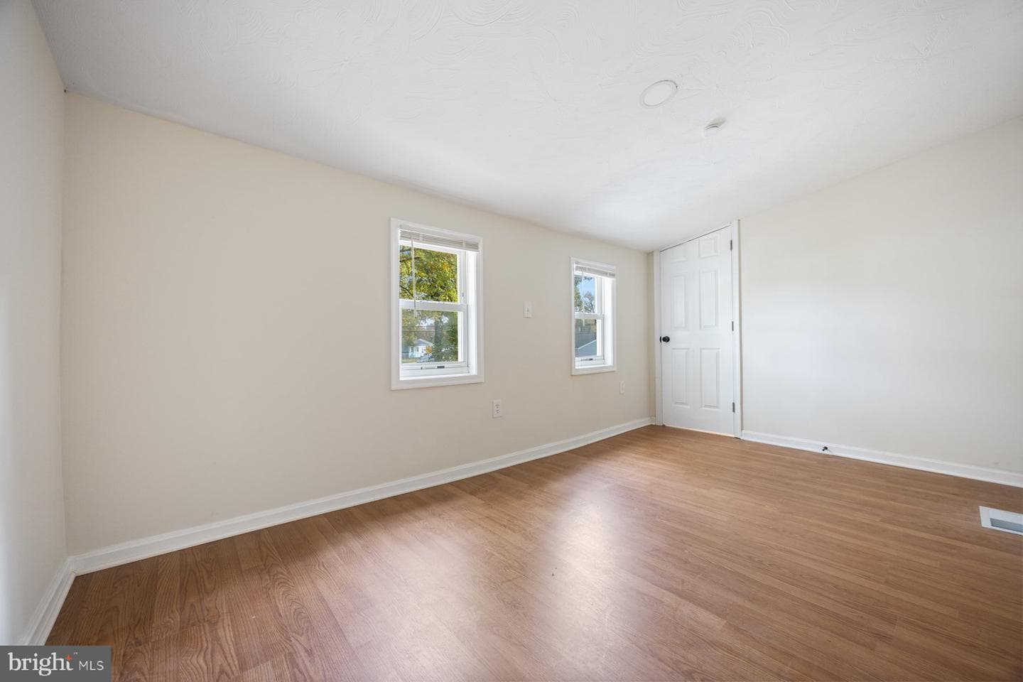 1731 Saunders Way photo 30