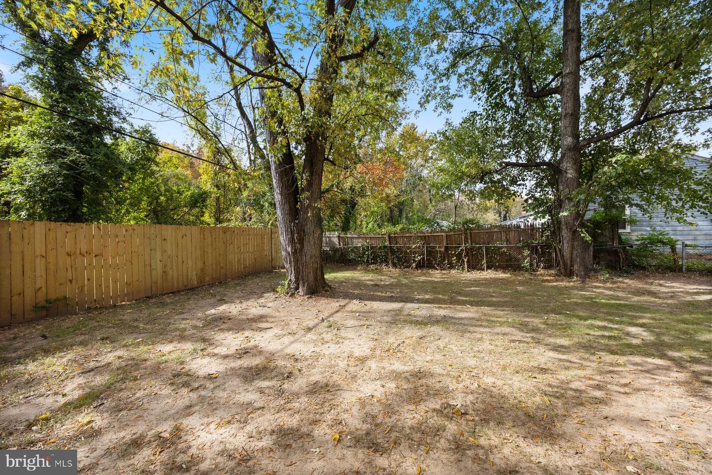 1731 Saunders Way photo 32