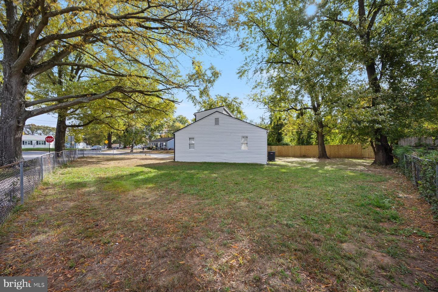 1731 Saunders Way photo 36
