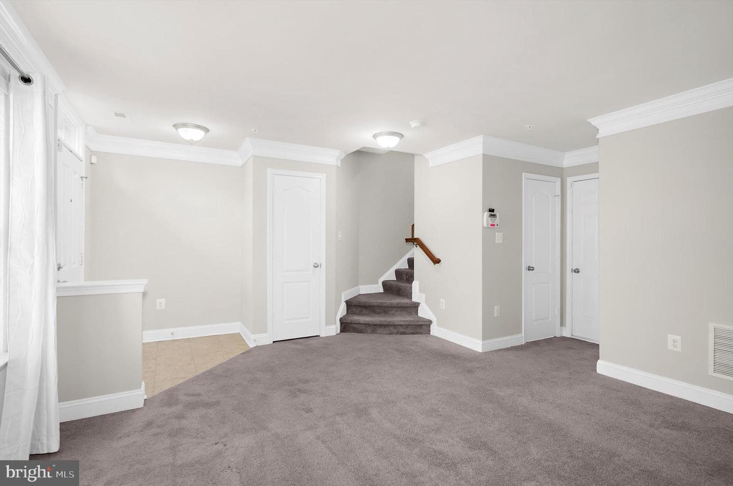 614 S Cherry Grove Avenue photo 4