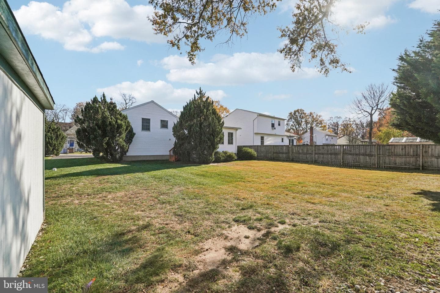 118 W Virginia Avenue photo 28