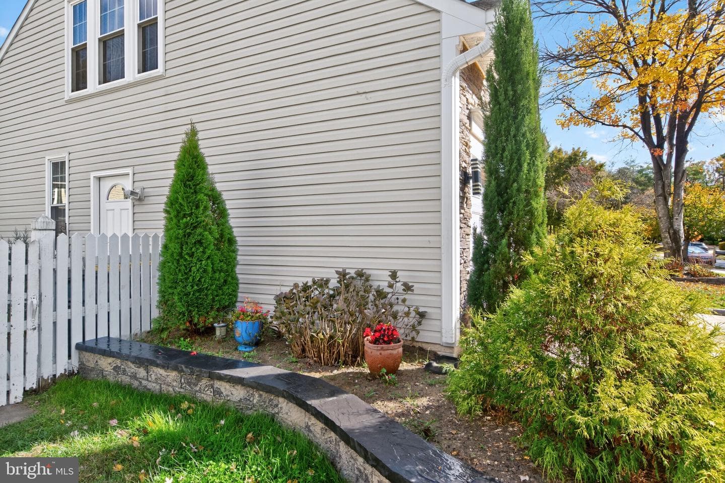 217 Cherry Hill Lane photo 5