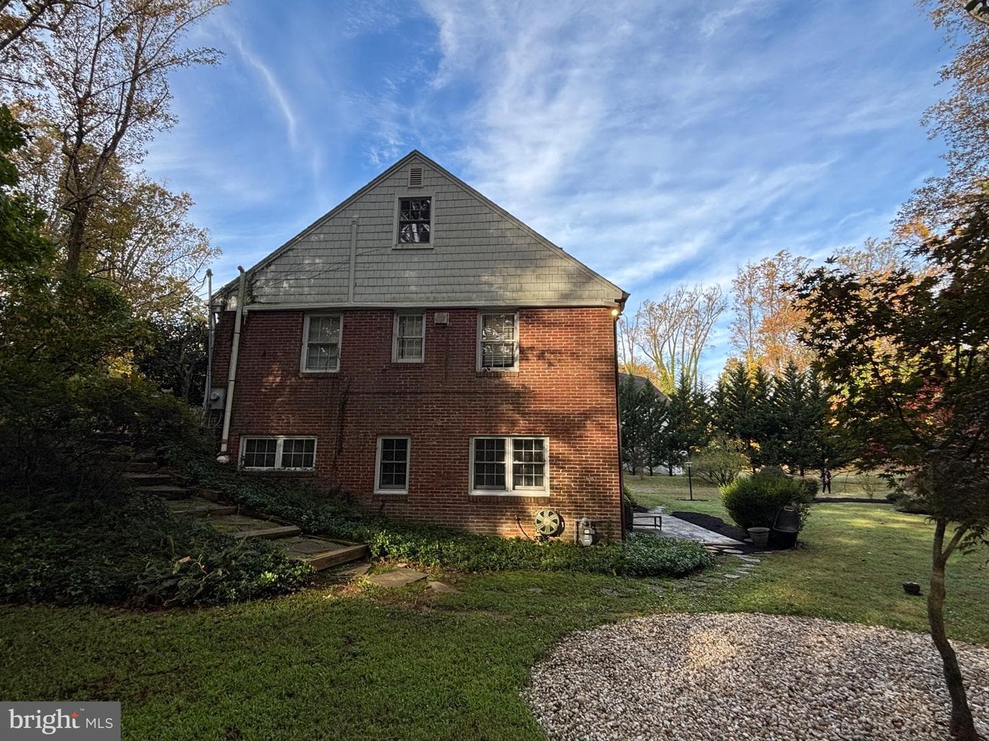 1635 Winchester Road photo 6