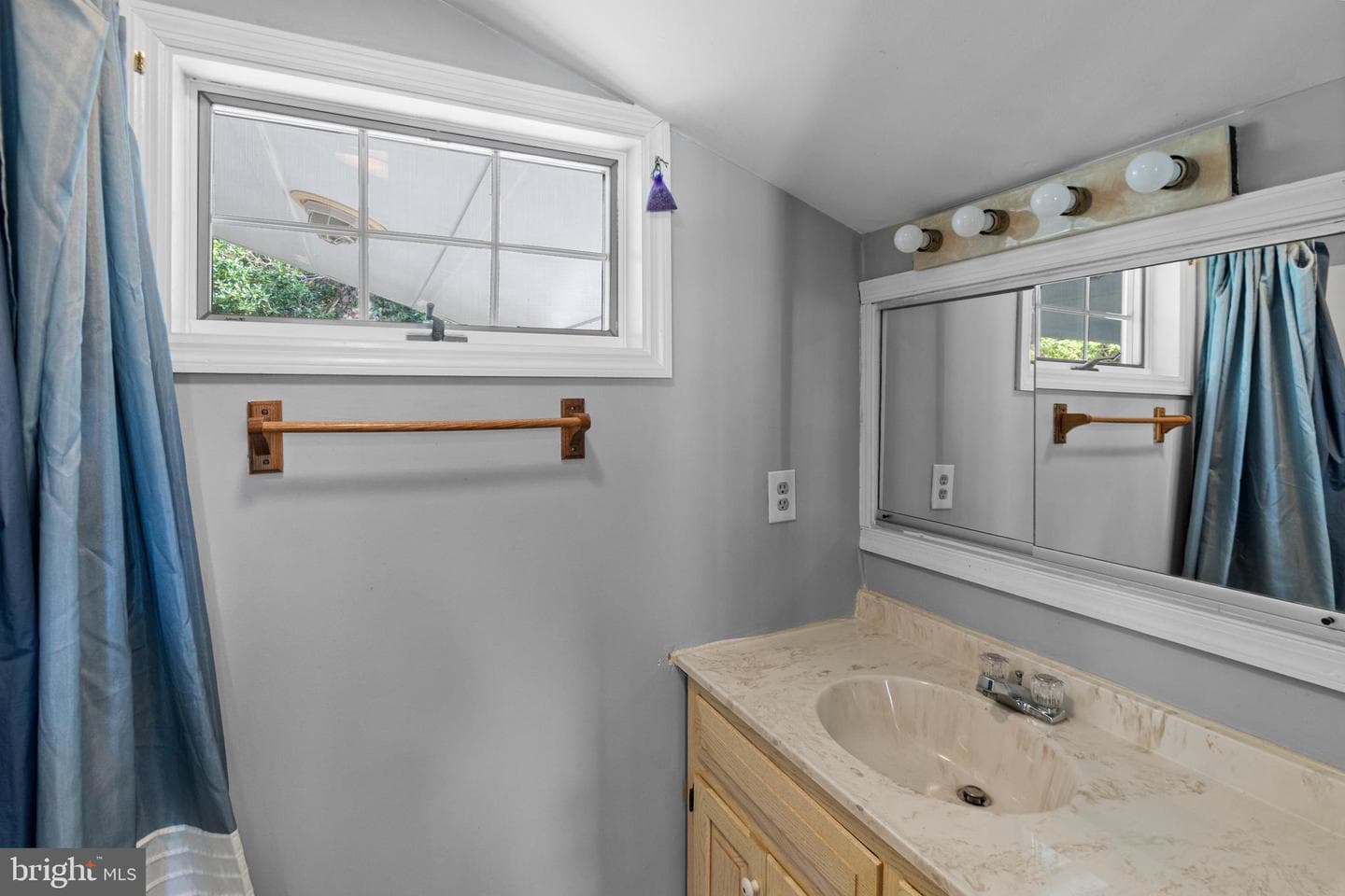 9 Robinson Road photo 34