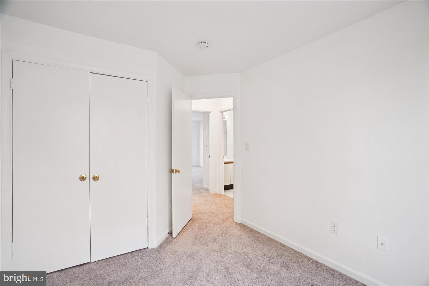 986 Breakwater Drive photo 18