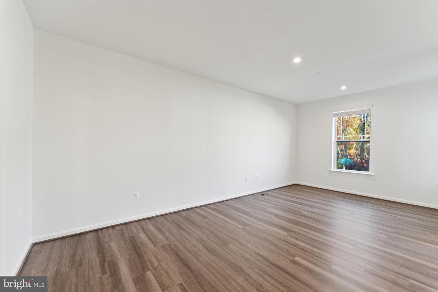 7808 Wolf Run Lane photo 15