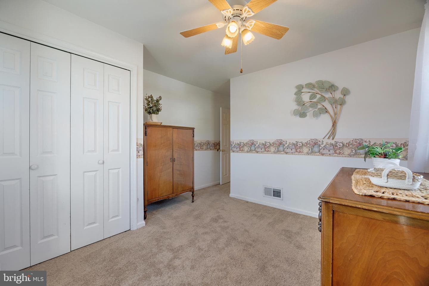 710 James Road photo 35
