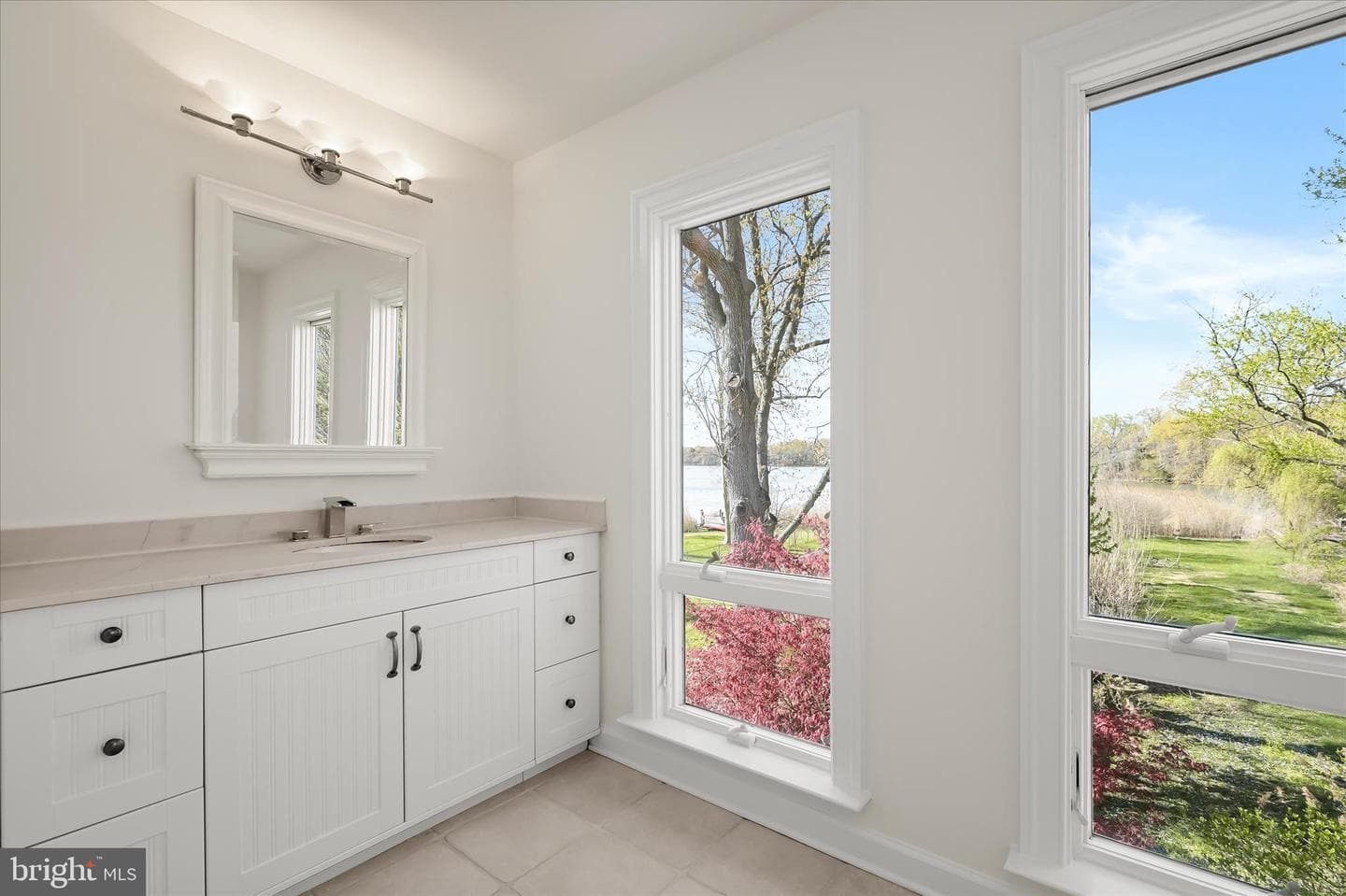 2113 Lake Drive photo 35