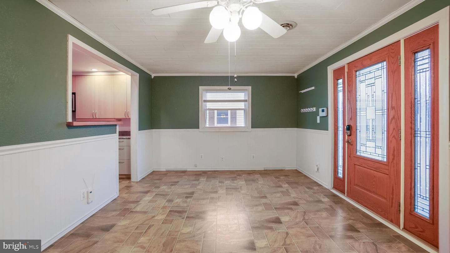 105 Garrett Road photo 7