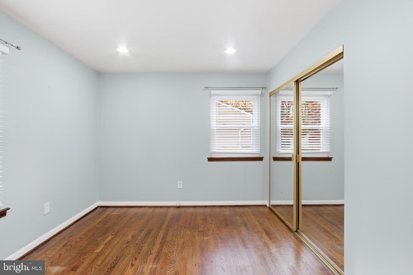 1215 Holmewood Drive photo 10