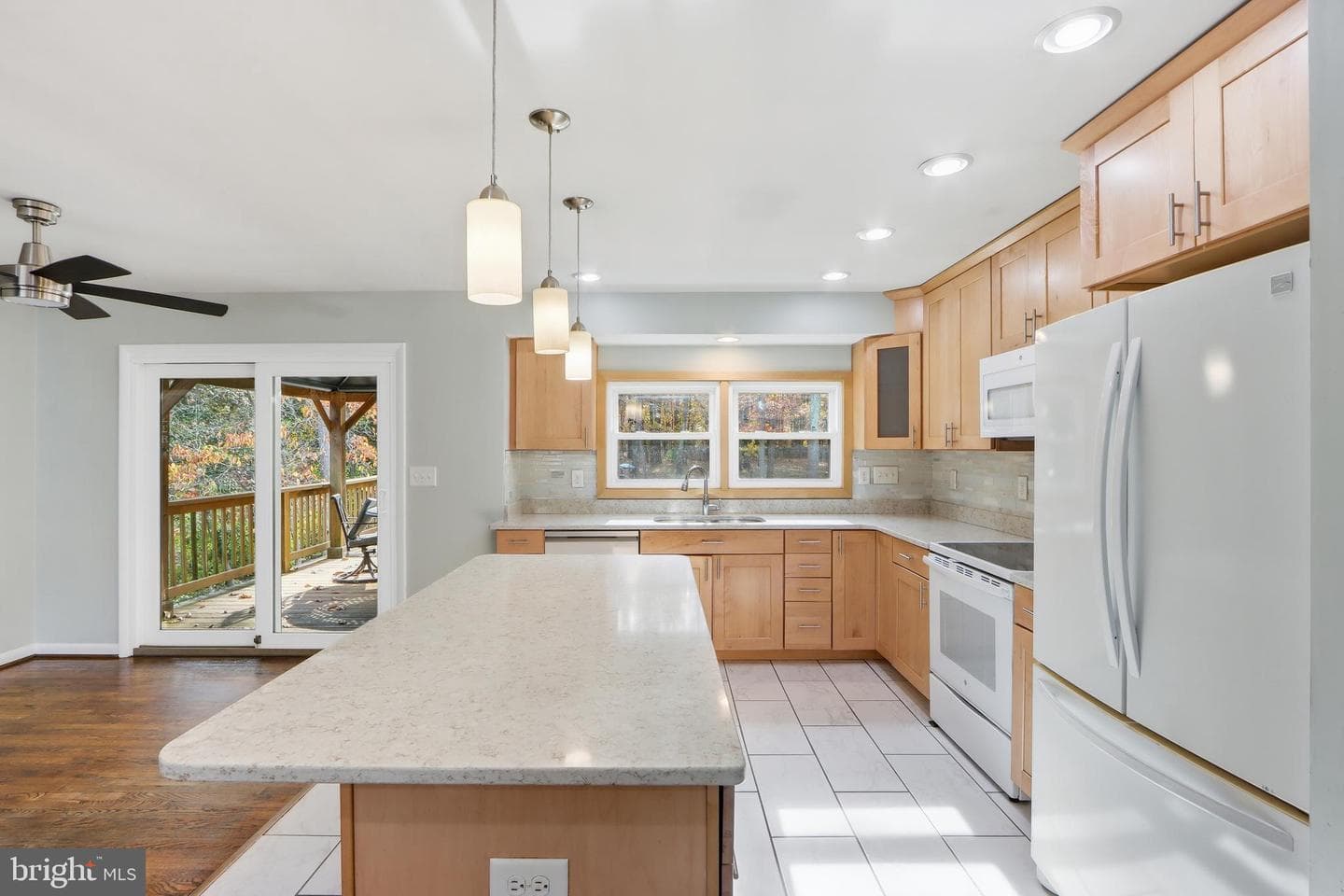 1215 Holmewood Drive photo 4