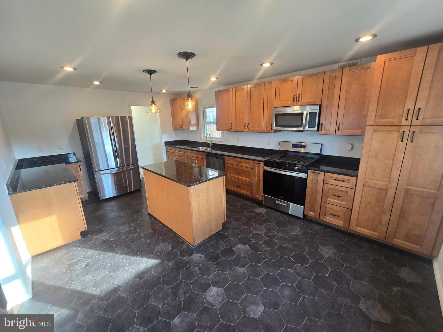 204 Ridgely Road photo 16