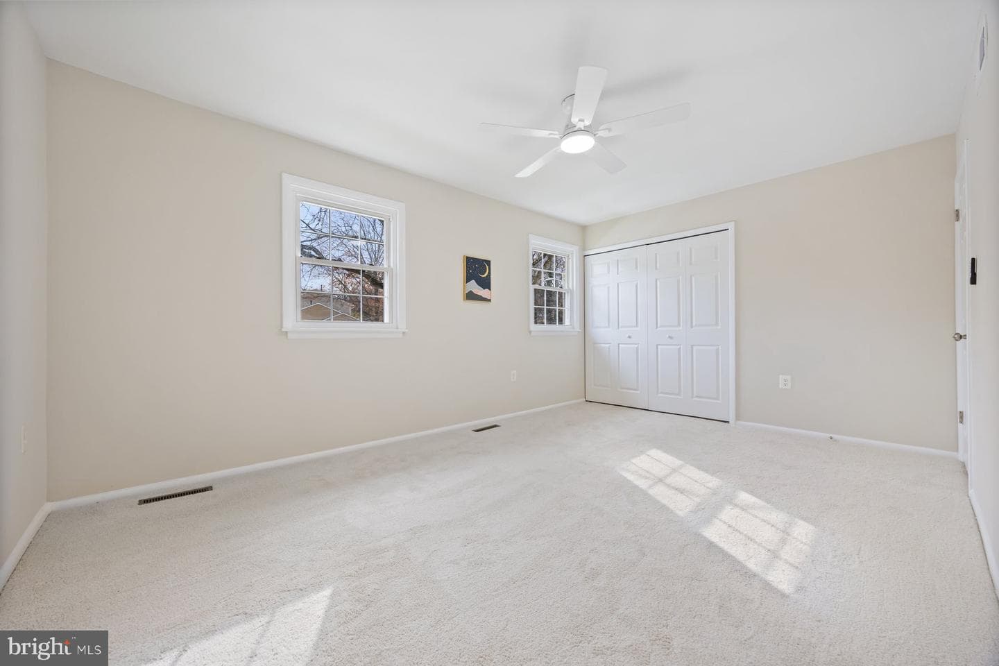 594 Millshire Drive photo 20