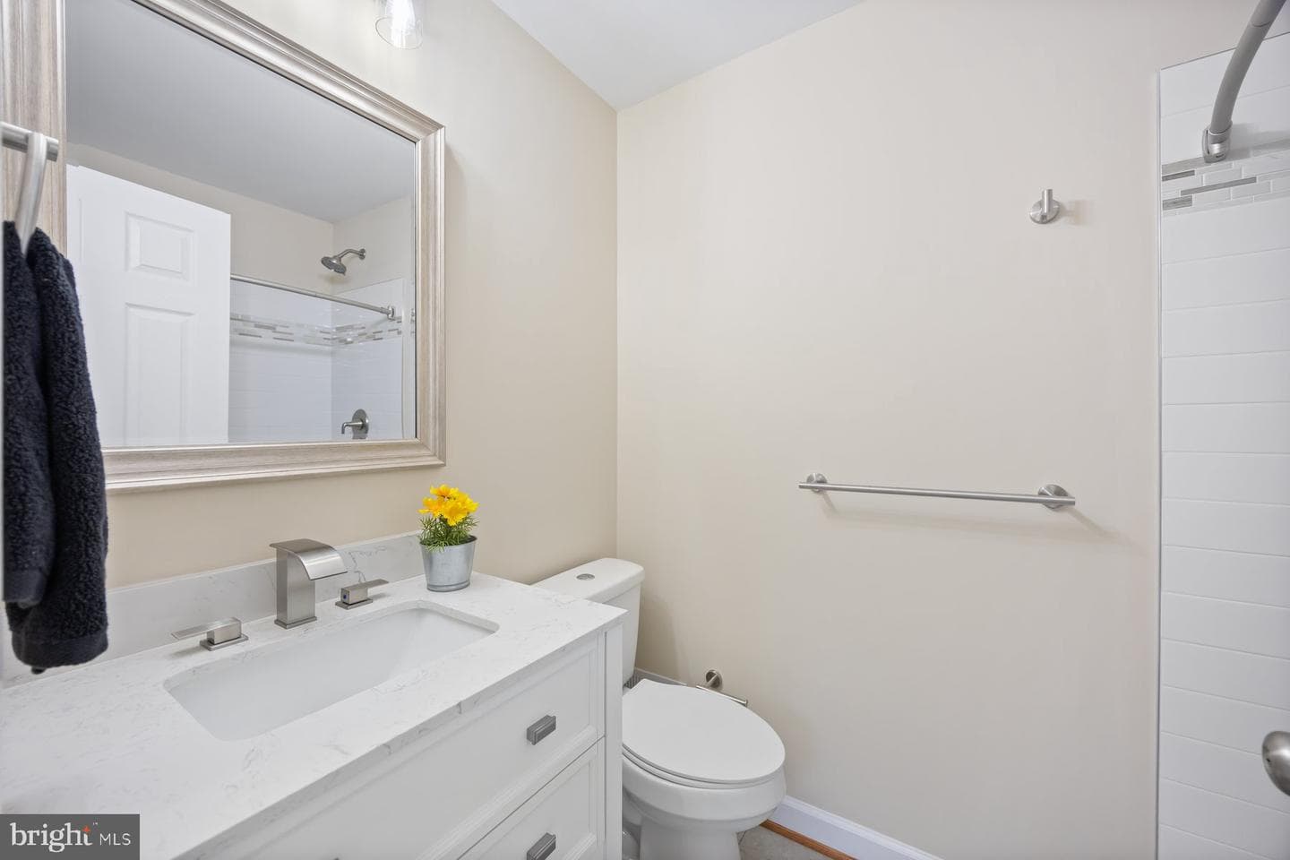 594 Millshire Drive photo 21